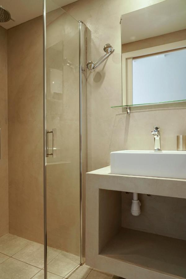 Le Clos Des Taulelles Gite Le Figuier Saint-Privat-de-Champclos Exterior foto