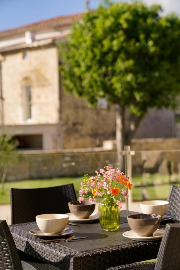 Le Clos Des Taulelles Gite Le Figuier Saint-Privat-de-Champclos Exterior foto